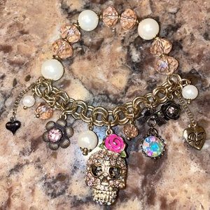 Betsy Johnson Skull Charm Bracelet